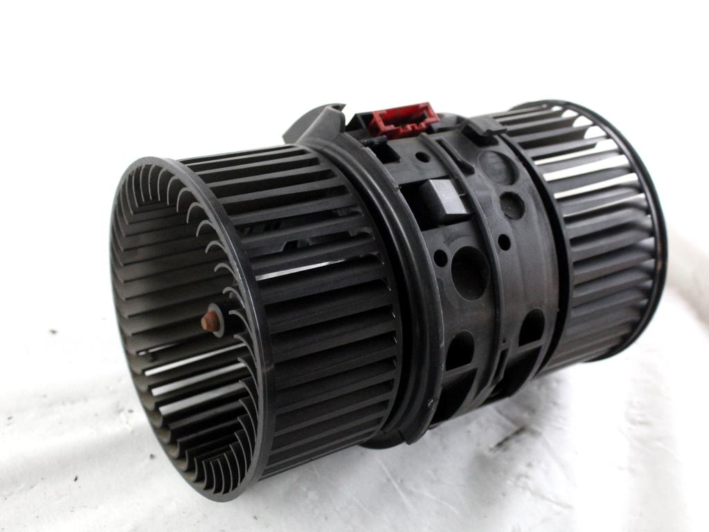 272108241R MOTORINO VENTOLA VENTILAZIONE ABITACOLO RENAULT MEGANE SW 1.5 D 81KW 6M 5P (2012) RICAMBIO USATO