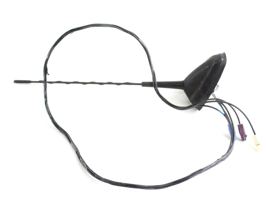 282169492R ANTENNA AUTORADIO RENAULT MEGANE SW 1.5 D 81KW 6M 5P (2012) RICAMBIO USATO