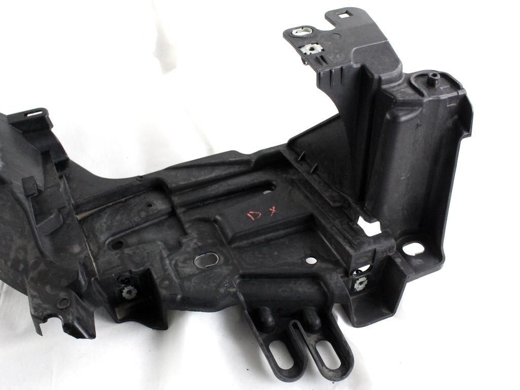 622227190R SUPPORTO PARAURTI ANTERIORE LATO DESTRO RENAULT MEGANE SW 1.5 D 81KW 6M 5P (2012) RICAMBIO USATO