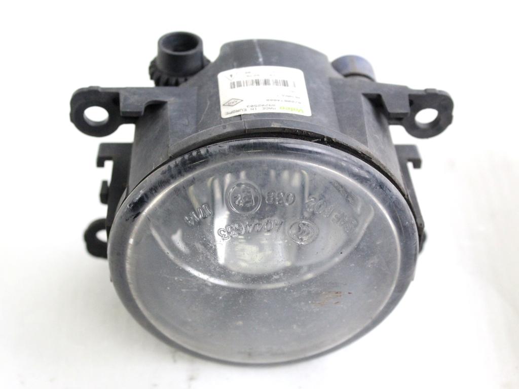 8200074008 FARO FANALE PROIETTORE FENDINEBBIA ANTERIORE RENAULT MEGANE SW 1.5 D 81KW 6M 5P (2012) RICAMBIO USATO