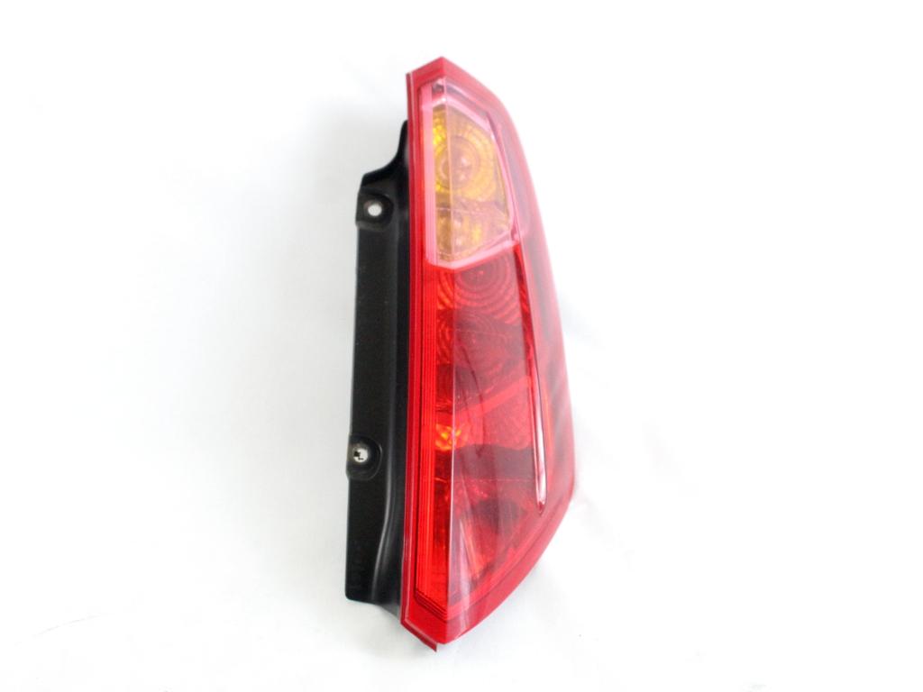 51701590 FARO FANALE POSTERIORE DESTRO FIAT GRANDE PUNTO 1.2 B 48KW 5M 5P (2007) RICAMBIO USATO 