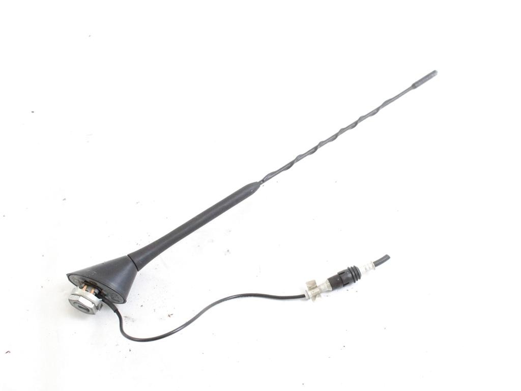 55702112 ANTENNA AUTORADIO FIAT GRANDE PUNTO 1.2 B 48KW 5M 5P (2007) RICAMBIO USATO