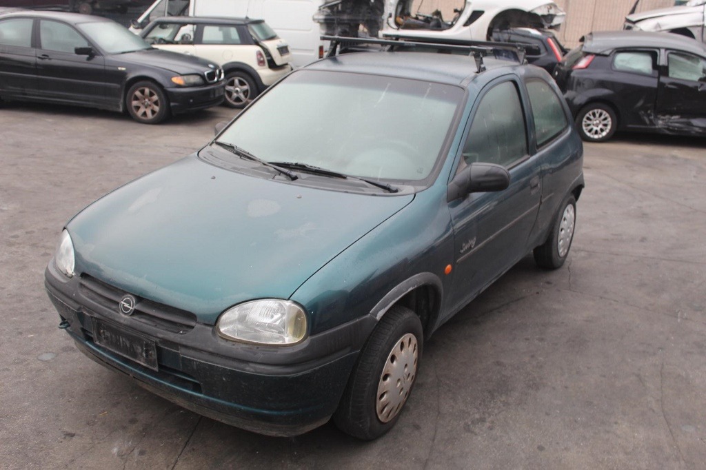 OPEL CORSA B 1.2 B 33KW 5M 3P (1997) RICAMBIO USATO 