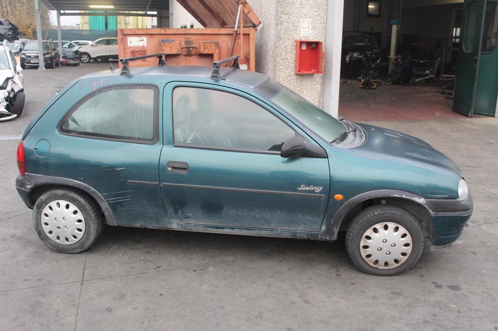 OPEL CORSA B 1.2 B 33KW 5M 3P (1997) RICAMBIO USATO 