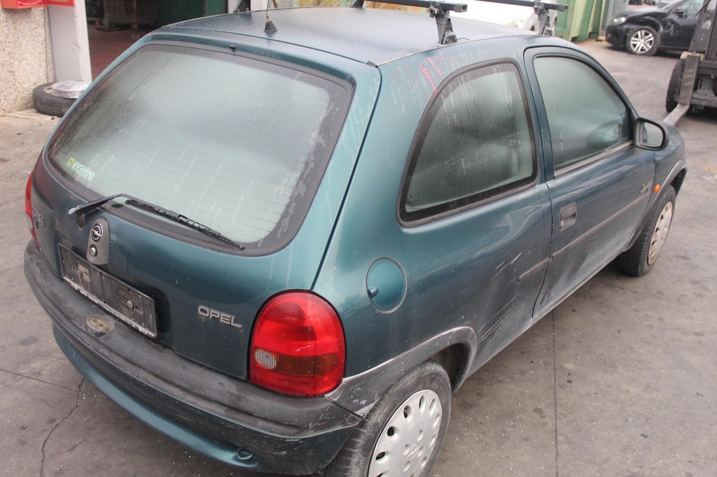 OPEL CORSA B 1.2 B 33KW 5M 3P (1997) RICAMBIO USATO 