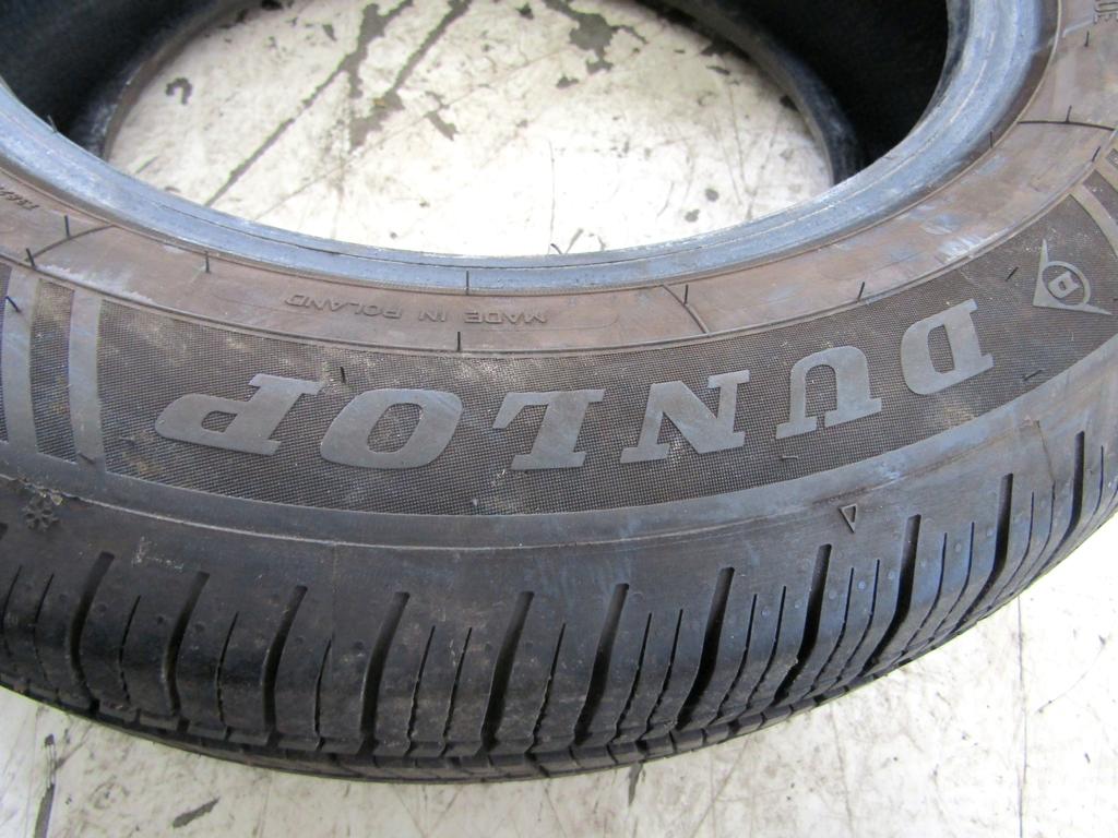 165/70 R14 81T DUNLOP SPORT ALL SEASON 7.51MM 7.51MM A4421 PNEUMATICI QUATTRO STAGIONI (QUANTITA' 4 GOMME) RICAMBIO USATO