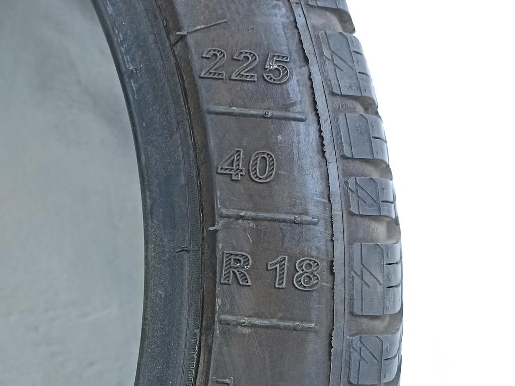 225/40 R18 92V KLEBER QUADRAXER 2 6.56MM A1021 PNEUMATICI QUATTRO STAGIONI (QUANTITA' 2 GOMME) 