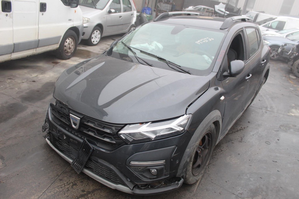 DACIA SANDERO 1.0 B 67KW 6M 5P (2023) RICAMBIO USATO 