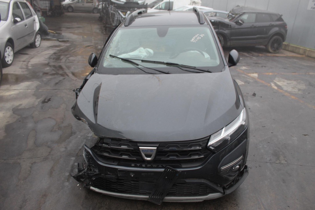 DACIA SANDERO 1.0 B 67KW 6M 5P (2023) RICAMBIO USATO 