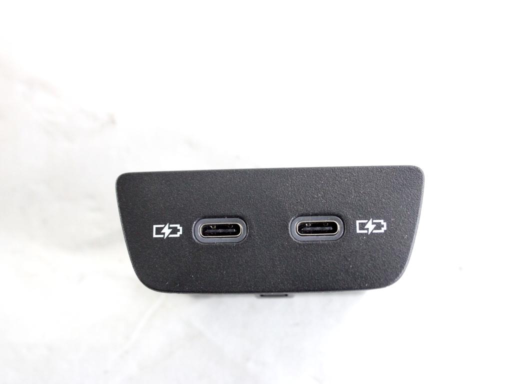 2G6035718 PORTA INGRESSO USB-C VOLKSWAGEN T-ROC 1.0 B 81KW 6M 5P (2023) RICAMBIO USATO