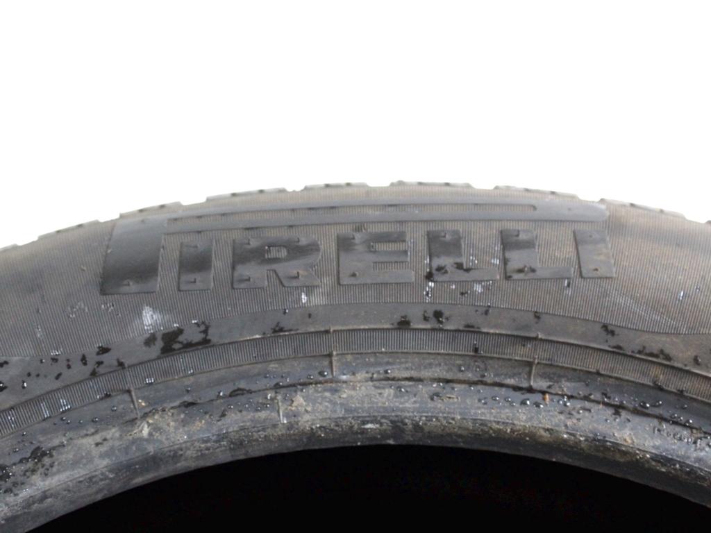 215/55 R17 98H PIRELLI SOTTOZERO 7,92 MM A4422 PNEUMATICI INVERNALI (QUANTITÀ 2 GOMME)