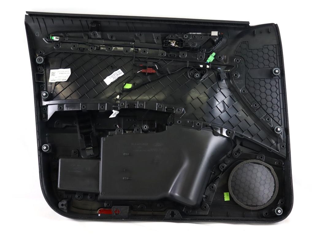 2GA867012 PANNELLO INTERNO PORTA ANTERIORE DESTRA CON RIVESTIMENTO IN PELLE VOLKSWAGEN T-ROC 1.0 B 81KW 6M 5P (2023) RICAMBIO USATO