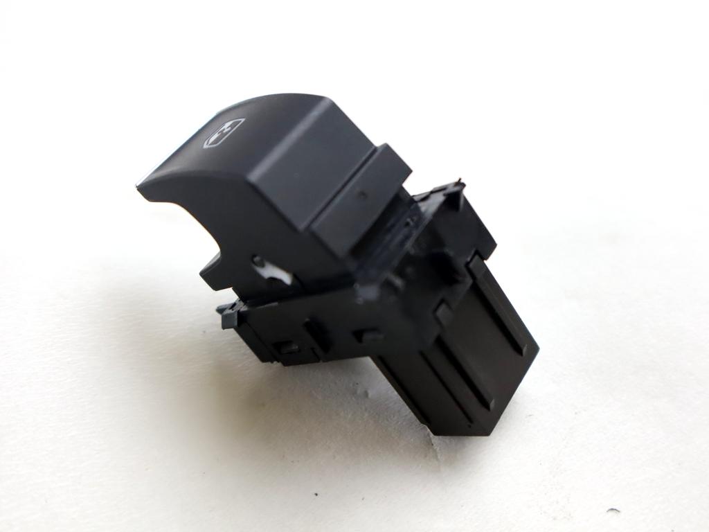 5G0959855L COMANDO INTERRUTTORE ALZA-VETRO ALZA-CRISTALLO PORTA VOLKSWAGEN T-ROC 1.0 B 81KW 6M 5P (2023) RICAMBIO USATO