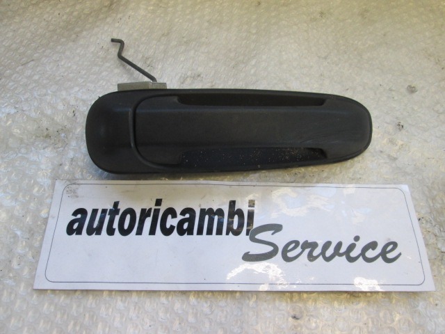 ZUNANJA KLJUKA ZADNJA DESNA VRATA OEM N. 55360334AE ORIGINAL REZERVNI DEL JEEP CHEROKEE MK3 R KJ (2005 - 2008) DIESEL LETNIK 2006