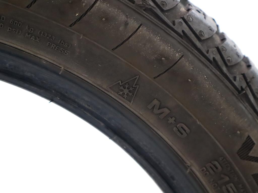 215/45 R16 90V GOODYEAR VECTOR 4 SEASON 7,36MM A4921 PNEUMATICI QUATTRO STAGIONI M+S (QUANTITA' 1 GOMMA)