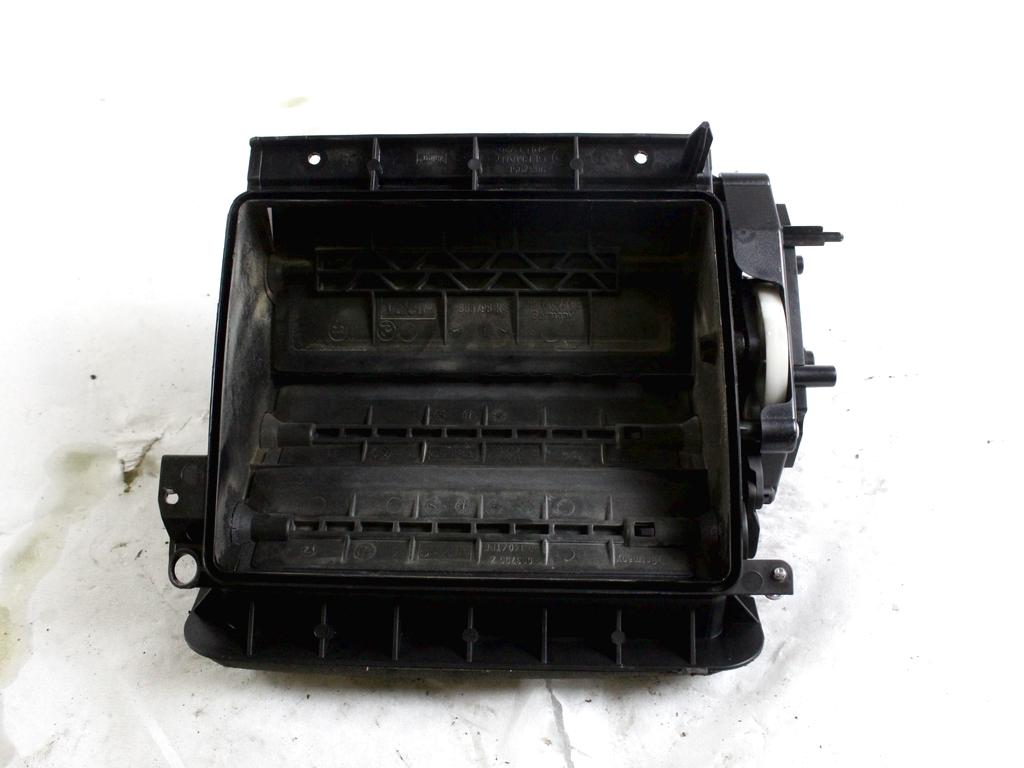 64116950949 SCATOLA MOTORINO VENTOLA VENTILAZIONE ABITACOLO BMW SERIE 1 123D E82 2.0 D 150KW 6M 2P (2009) RICAMBIO USATO