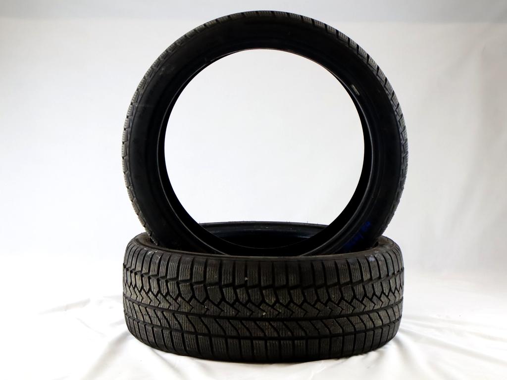 225/40 R19 93V GOODRIDE ZUPERSNOW 7,02MM 7,21MM A2822 PNEUMATICI INVERNALI (QUANTITA' 2 GOMME)