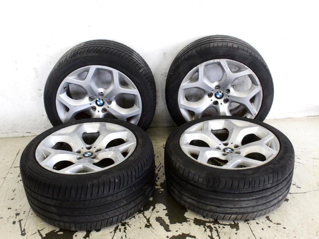 6772250 6772249 SET 4 CERCHI IN LEGA DA 20 POLLICI 5 FORI 11JX20EH2+ ET37 10JX20EH2+ ET40 INTERASSE 5X112 BMW X5 E70 3.0 D 4X4 173KW AUT 5P (2007) RICAMBIO USATO STRISCIATI PNEUMATICI ESTIVI BRIDGESTONE 315/35 R20 110Y NANKANG 275/40 R20 106 Y