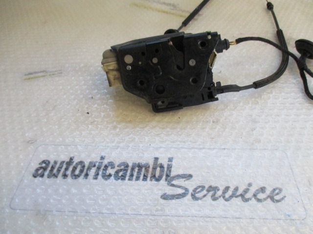 CENTRALNO ZAKLEPANJE PREDNIH LEVIH VRAT OEM N. 3C1837015A ORIGINAL REZERVNI DEL VOLKSWAGEN PASSAT B6 3C2 3C5 BER/SW (2005 - 09/2010)  DIESEL LETNIK 2008