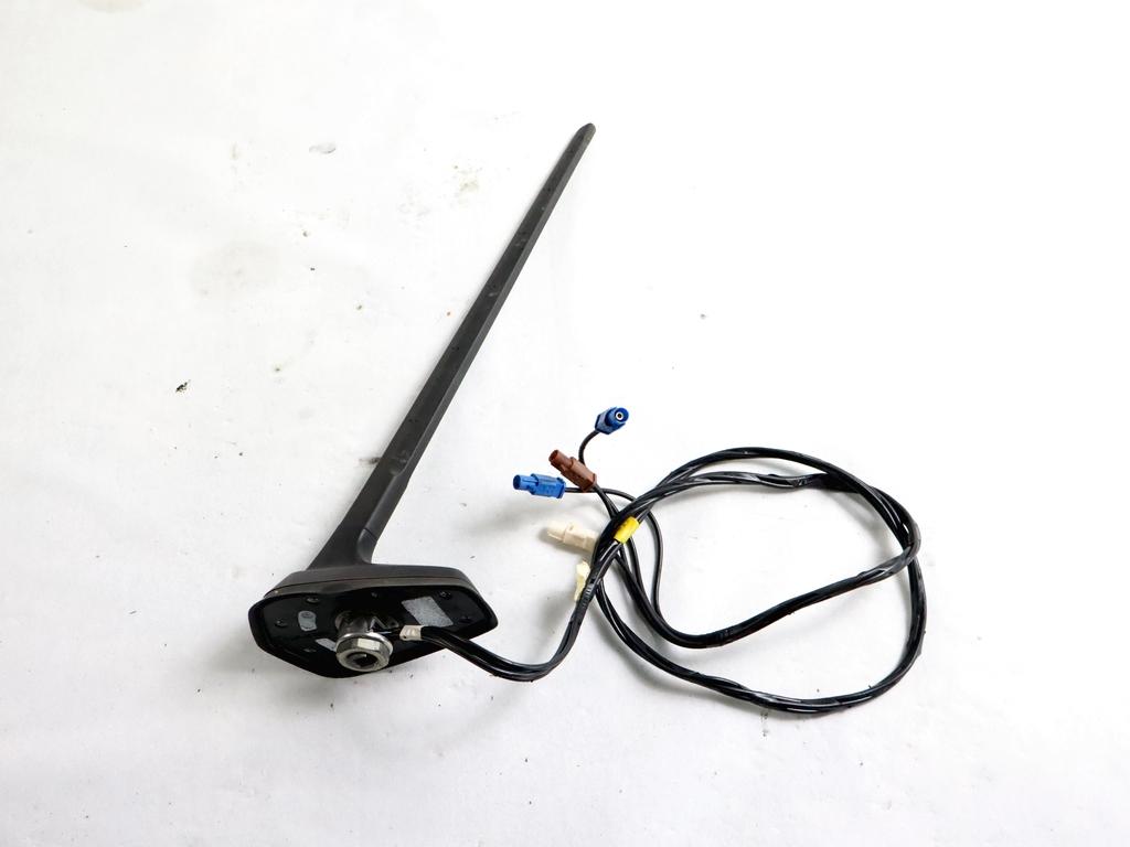 282068056R ANTENNA AUORADIO DACIA SANDERO 1.0 B 67KW 6M 5P (2023) RICAMBIO USATO 