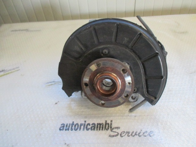 VRTLJIVI LEZAJ DESNO / PESTO KOLESA Z LEZAJEM SPREDAJ OEM N. 3C0407254F ORIGINAL REZERVNI DEL VOLKSWAGEN PASSAT B6 3C2 3C5 BER/SW (2005 - 09/2010)  DIESEL LETNIK 2008