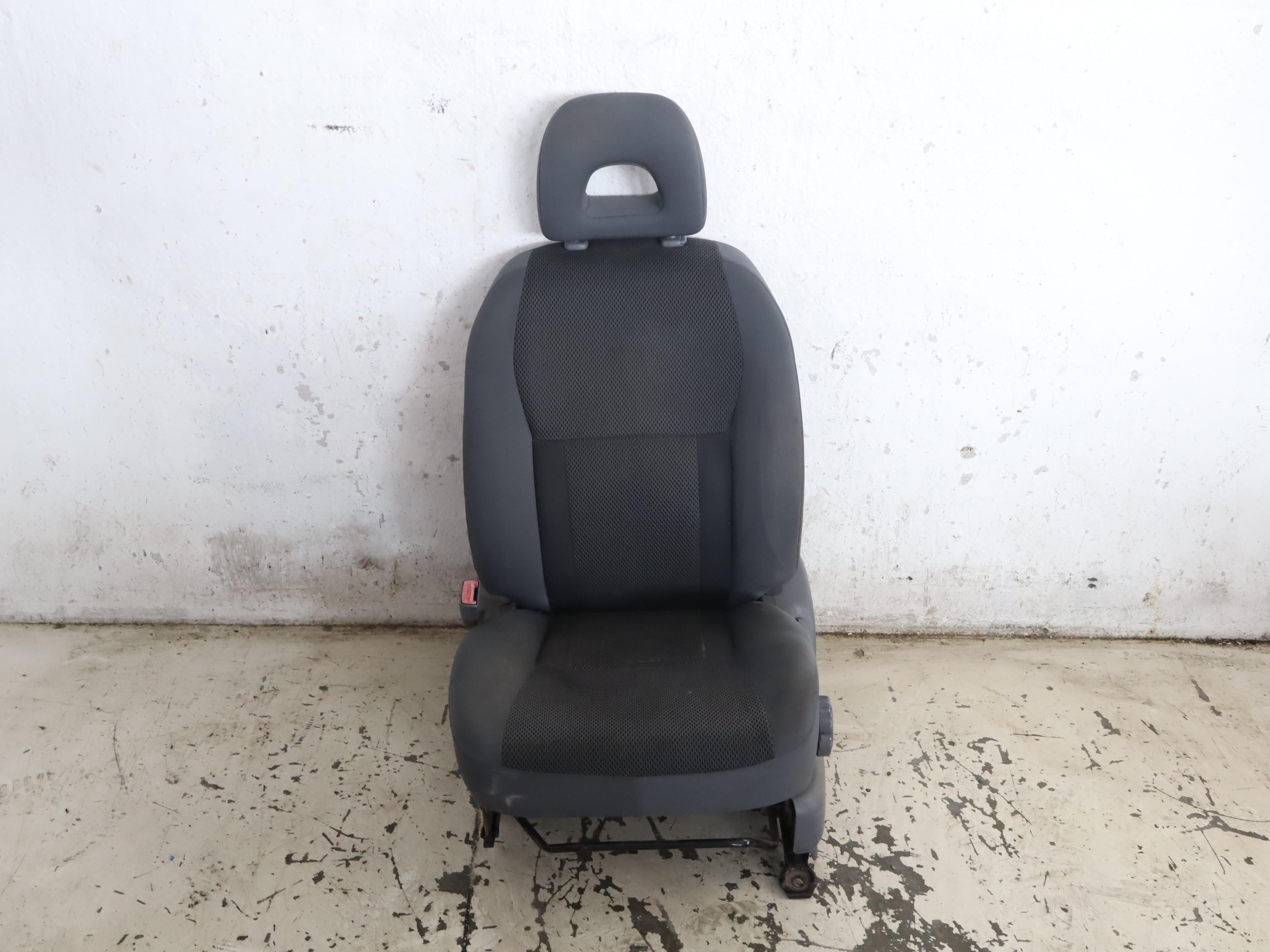 7163042040 SEDILE ANTERIORE SINISTRO GUIDATORE TOYOTA RAV4 2.0 D 4X4 85KW 5M 5P (2003) RICAMBIO USATO