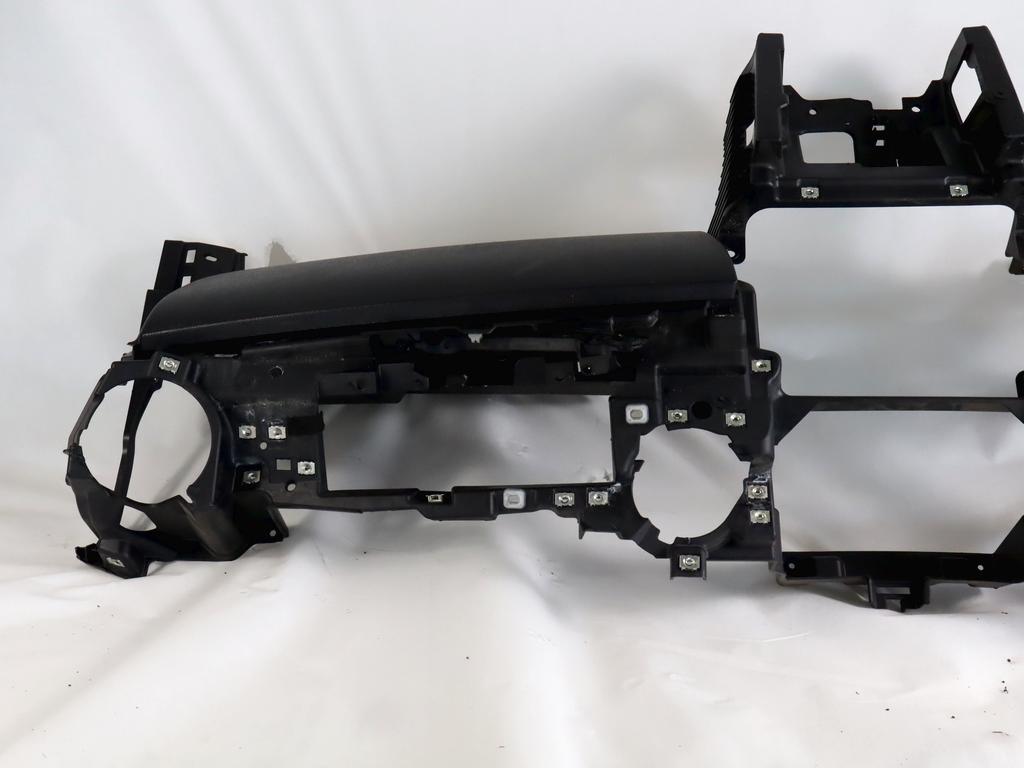 51452752761 SUPPORTO CRUSCOTTO MINI COOPER D R56 1.6 D 80KW 6M 3P (2009) RICAMBIO USATO 