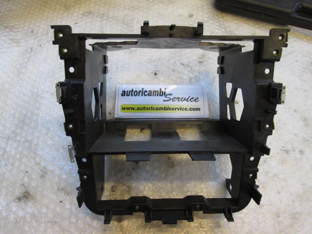 ARMATURNA PLO?CA OEM N. 1K0858005C ORIGINAL REZERVNI DEL VOLKSWAGEN GOLF V 1K1 1K5 MK5 BER/SW (02/2004-11/2008) DIESEL LETNIK 2006