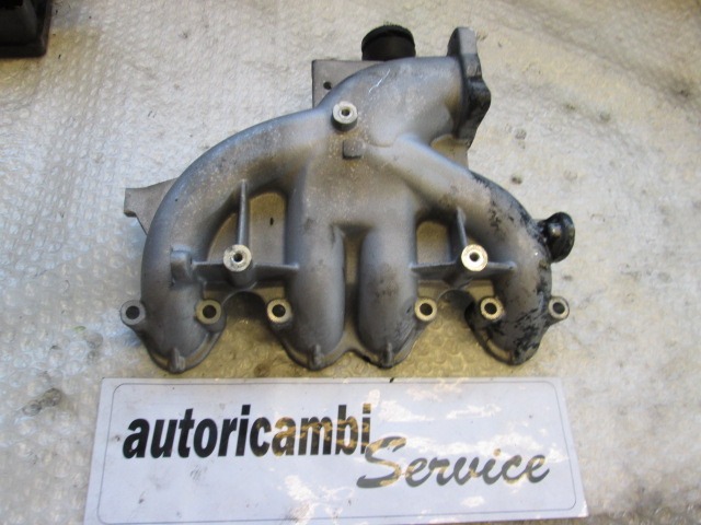 SESALNI KOLEKTOR OEM N. 03G129713C ORIGINAL REZERVNI DEL VOLKSWAGEN GOLF V 1K1 1K5 MK5 BER/SW (02/2004-11/2008) DIESEL LETNIK 2006