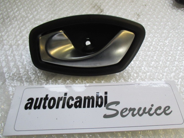 NOTRANJA KLJUKA  OEM N. 806710001R ORIGINAL REZERVNI DEL RENAULT MEGANE MK3 BZ0/1 B3 DZ0/1 KZ0/1 BER/SPORTOUR/ESTATE (2009 - 2015) DIESEL LETNIK 2010