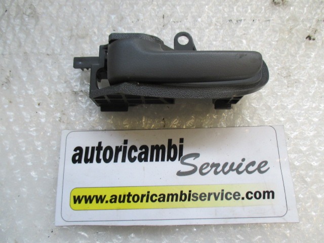 NOTRANJA KLJUKA  OEM N. 692050D060B2 ORIGINAL REZERVNI DEL TOYOTA AYGO B1 (2005 - 2009) BENZINA LETNIK 2007