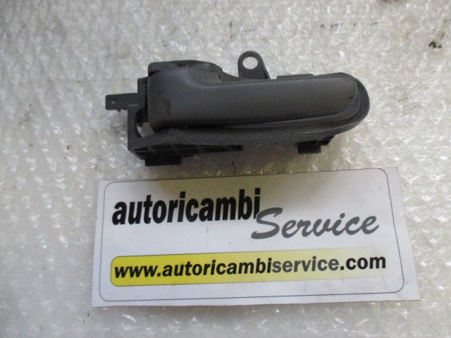 NOTRANJA KLJUKA  OEM N. 692060D060B2 ORIGINAL REZERVNI DEL TOYOTA AYGO B1 (2005 - 2009) BENZINA LETNIK 2007