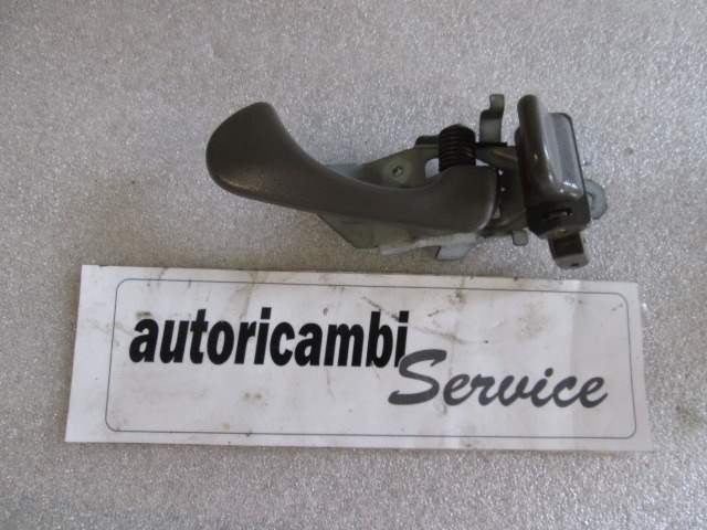 NOTRANJA KLJUKA  OEM N.  ORIGINAL REZERVNI DEL MITSUBISHI PAJERO SPORT K7 K9 (11/1998 - 2008) DIESEL LETNIK 1999