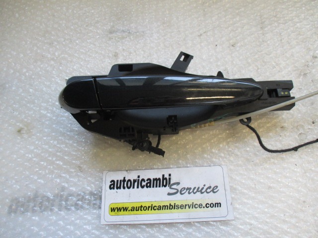 ZUNANJA KLJUKA ZADNJA DESNA VRATA OEM N.  ORIGINAL REZERVNI DEL BMW SERIE 3 BER/SW/COUPE/CABRIO E90/E91/E92/E93 (2005 -2009) DIESEL LETNIK 2007