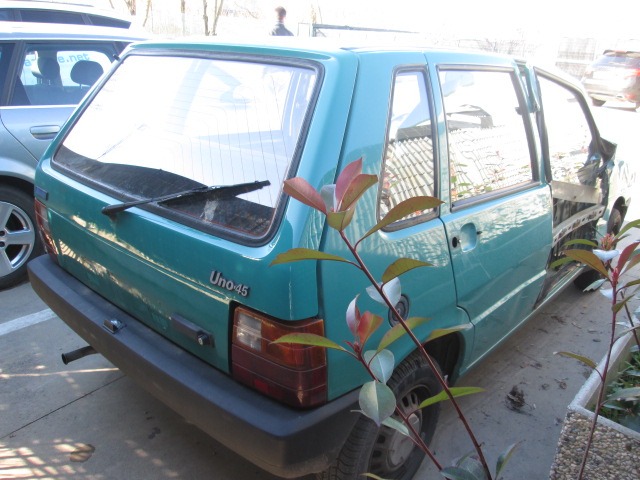 FIAT UNO 1.0 B 33KW 5M 5P (1989) RICAMBI IN MAGAZZINO 