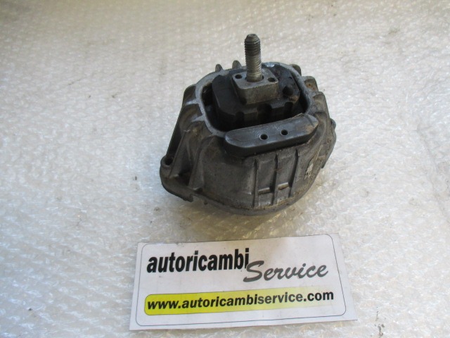 NOSILCI MOTORJA/DRUGO OEM N. 13981112GE  ORIGINAL REZERVNI DEL BMW SERIE 3 BER/SW/COUPE/CABRIO E90/E91/E92/E93 (2005 -2009) DIESEL LETNIK 2007