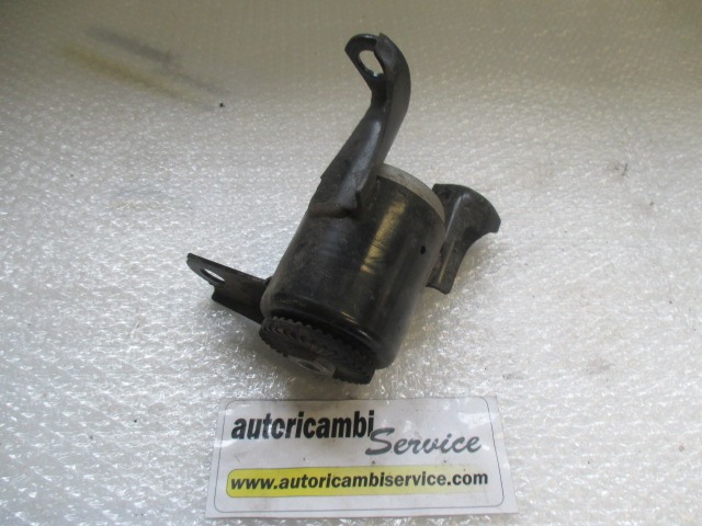 NOSILCI MOTORJA/DRUGO OEM N.  ORIGINAL REZERVNI DEL FORD FIESTA CB1 CNN MK6 (09/2008 - 11/2012) BENZINA/GPL LETNIK 2010