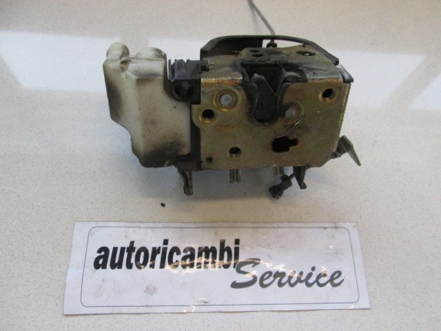 CENTRALNI ZAKLEP SPREDNJIH VRAT  OEM N. 46759835 ORIGINAL REZERVNI DEL FIAT PUNTO 176 MK1/MK1 CABRIO (1993 - 08/1999) BENZINA LETNIK 1998