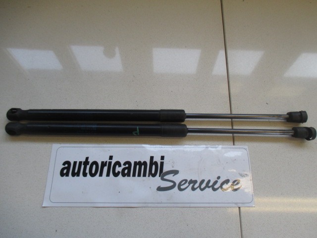 AMORTIZERJI PRTLJAZNIH VRAT  OEM N. 329/09BE06 ORIGINAL REZERVNI DEL FIAT SEDICI FY R (05/2009 - 2014) BENZINA LETNIK 2010