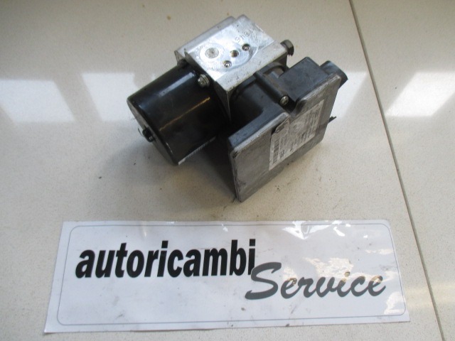 ABS AGREGAT S PUMPO OEM N. 15113902C ORIGINAL REZERVNI DEL LANCIA Y YPSILON 843 (2003-2006) BENZINA LETNIK 2006