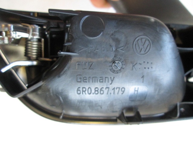 NOTRANJA KLJUKA  OEM N. 6R0867179 ORIGINAL REZERVNI DEL VOLKSWAGEN POLO 6R1 6C1 (06/2009 - 02/2014) BENZINA LETNIK 2010