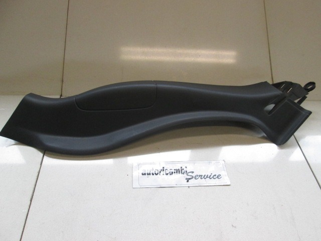 OEM N. 8200144428 ORIGINAL REZERVNI DEL RENAULT MEGANE MK2 R BM0/1 CM0/1 EM0/1 KM0/1 LM0/1 BER/GRANDTOUR  (2006 - 2009) DIESEL LETNIK 2008