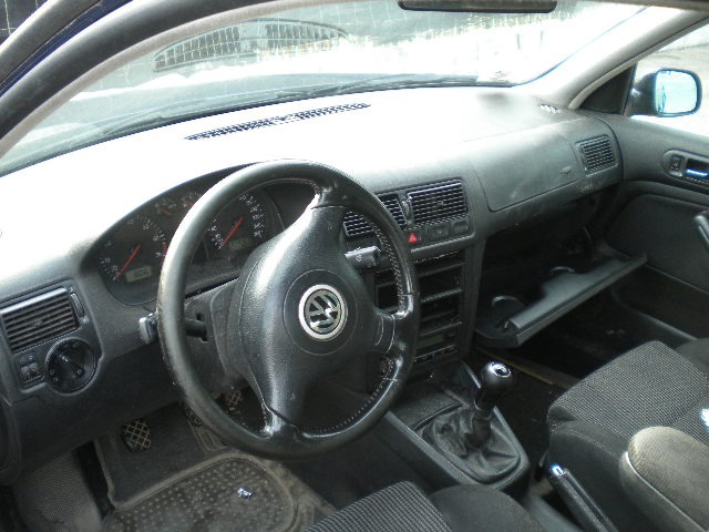 VOLKSWAGEN GOLF 4 1.6 B 74KW 5M 5P (1999) RICAMBI IN MAGAZZINO