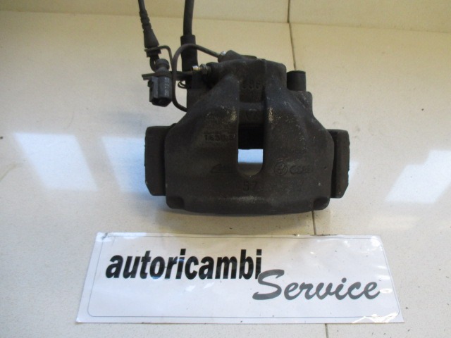 SPREDNJE LEVE ZAVORNE CELJUSTI  OEM N. 8E0615123D ORIGINAL REZERVNI DEL AUDI A4 B6 8E2 8E5 BER/SW (2001 - 2005) DIESEL LETNIK 2003