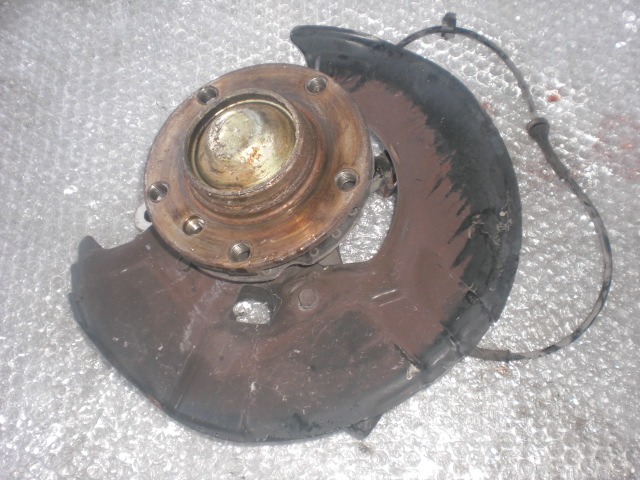 VRTLJIVI LEZAJ DESNO / PESTO KOLESA Z LEZAJEM SPREDAJ OEM N.  ORIGINAL REZERVNI DEL BMW Z3 E36 (1995 - 2002) BENZINA LETNIK 1996