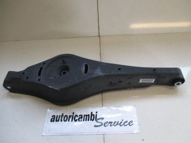 ZADNJA DESNA ROKA  OEM N. 1K0505311AA ORIGINAL REZERVNI DEL VOLKSWAGEN GOLF V 1K1 1K5 MK5 BER/SW (02/2004-11/2008) BENZINA/GPL LETNIK 2008