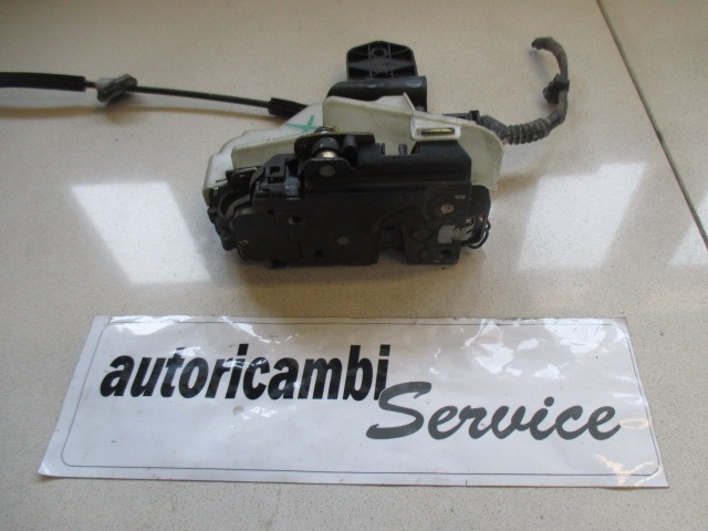 CENTRALNI ZAKLEP SPREDNJIH VRAT  OEM N. 3B1837016CA ORIGINAL REZERVNI DEL VOLKSWAGEN PASSAT B5 3B2 3B5 BER/SW (08/1996 - 11/2000)DIESEL LETNIK 2000