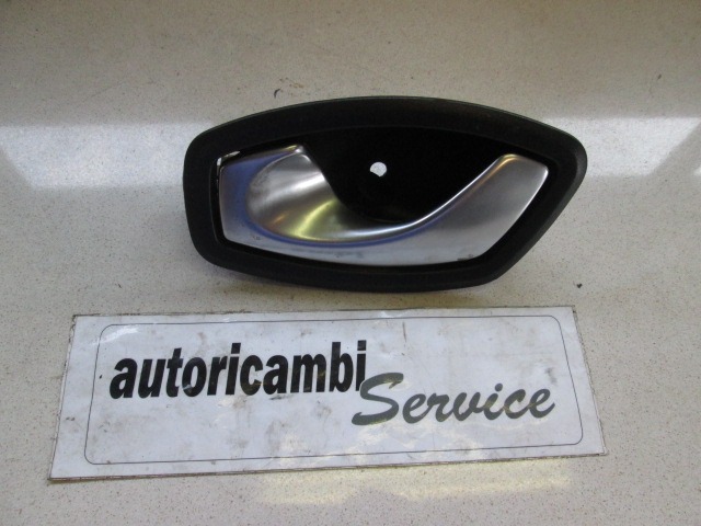 NOTRANJA KLJUKA  OEM N. 806710001R ORIGINAL REZERVNI DEL RENAULT MEGANE MK3 BZ0/1 B3 DZ0/1 KZ0/1 BER/SPORTOUR/ESTATE (2009 - 2015) DIESEL LETNIK 2011