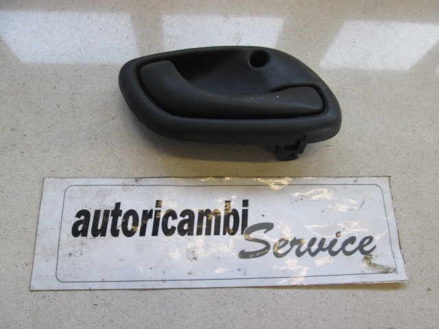 NOTRANJA KLJUKA  OEM N. 9206856 ORIGINAL REZERVNI DEL OPEL AGILA A H00 (2000 - 2008) BENZINA LETNIK 2003