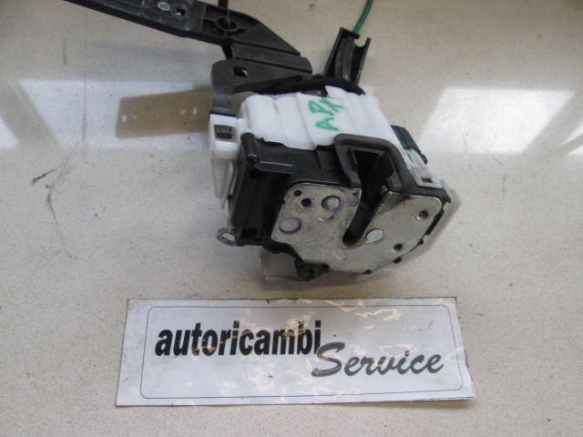 CENTRALNI ZAKLEP SPREDNJIH VRAT  OEM N. 50513051 ORIGINAL REZERVNI DEL ALFA ROMEO 159 939 BER/SW (2005 - 2013) DIESEL LETNIK 2006